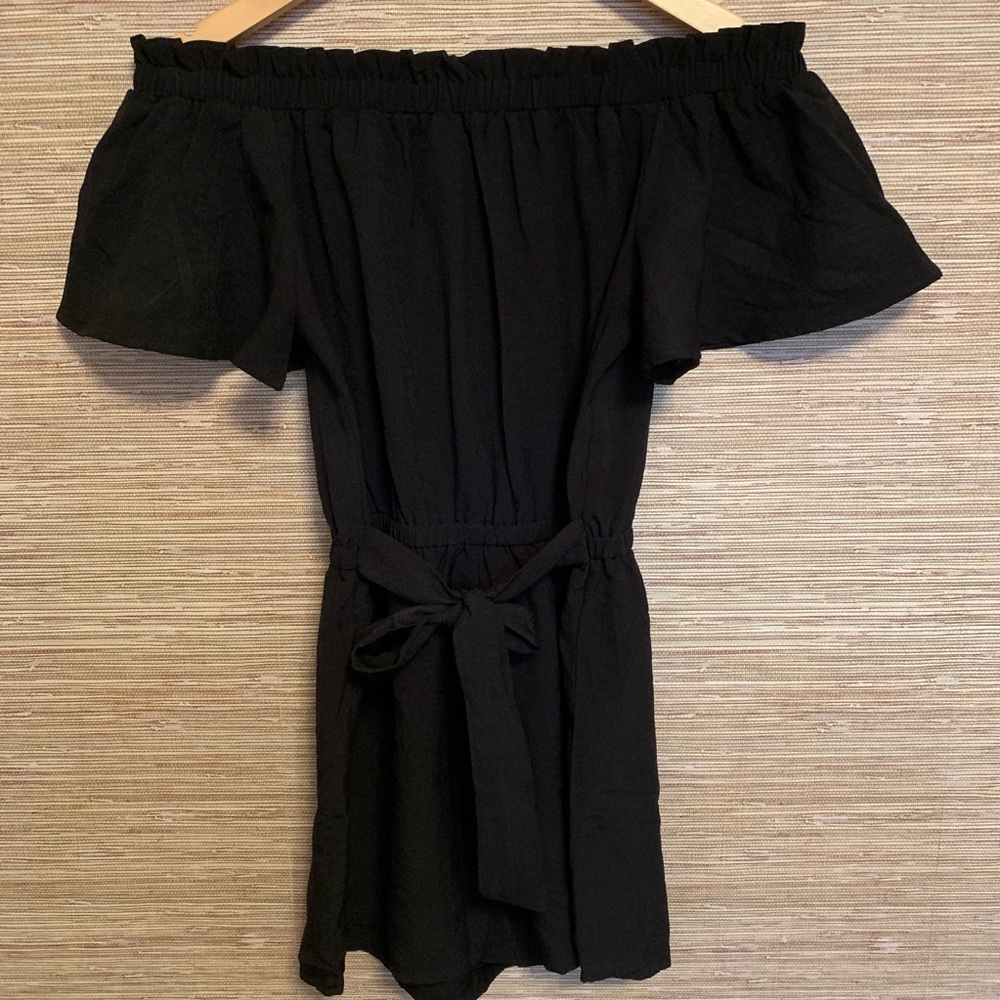 Off Shoulder Playsuit - Black
